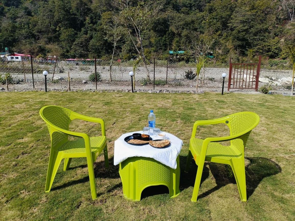The Waterfront Resort Rishikesh Exterior photo